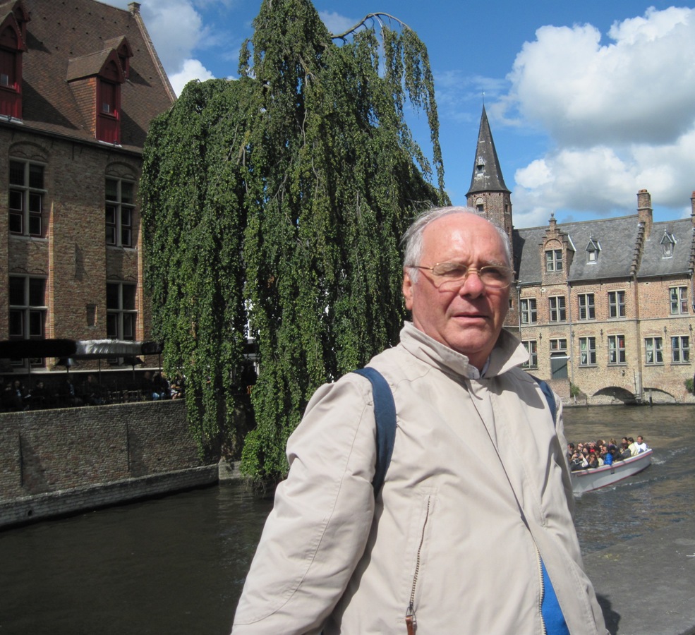 26- Bruges- Mio marito e uno dei canali